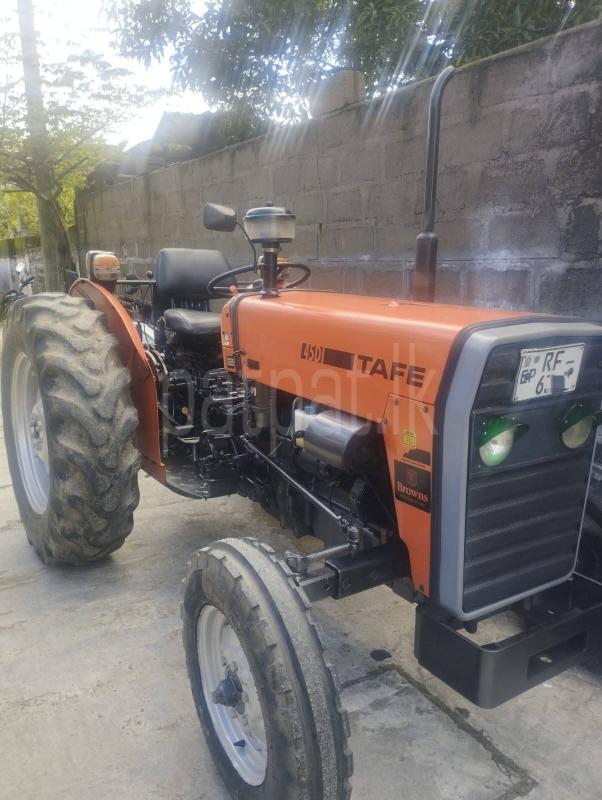 Advertisement image 1