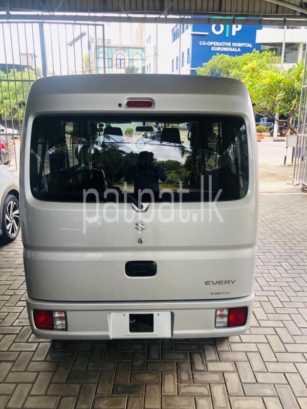 Advertisement image 6