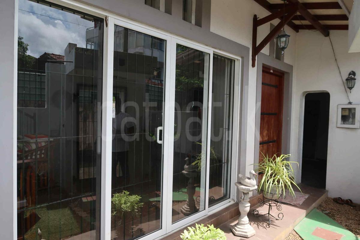 Advertisement image 5