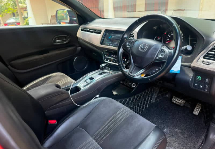 Honda Vezel 2018 - භාවිතා කරන ලද SUV රථය sale in Sri Lanka - patpat.lk