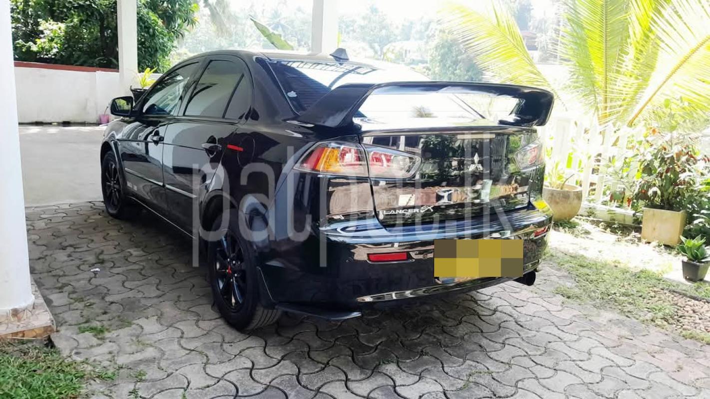 Advertisement image 1