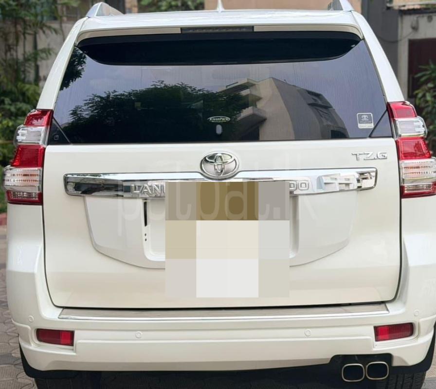 Toyota PRADO 2015 - பயன்படுத்தப்பட்டது SUV sale in Sri Lanka - patpat.lk