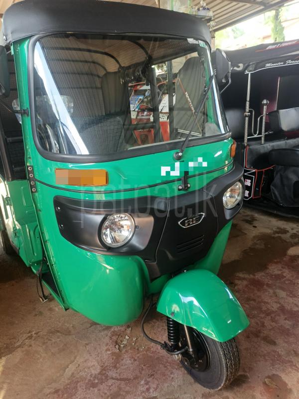 Bajaj 4 stroke 2025 - பயன்படுத்தப்பட்டது முச்சக்கர வண்டி sale in Sri Lanka - patpat.lk