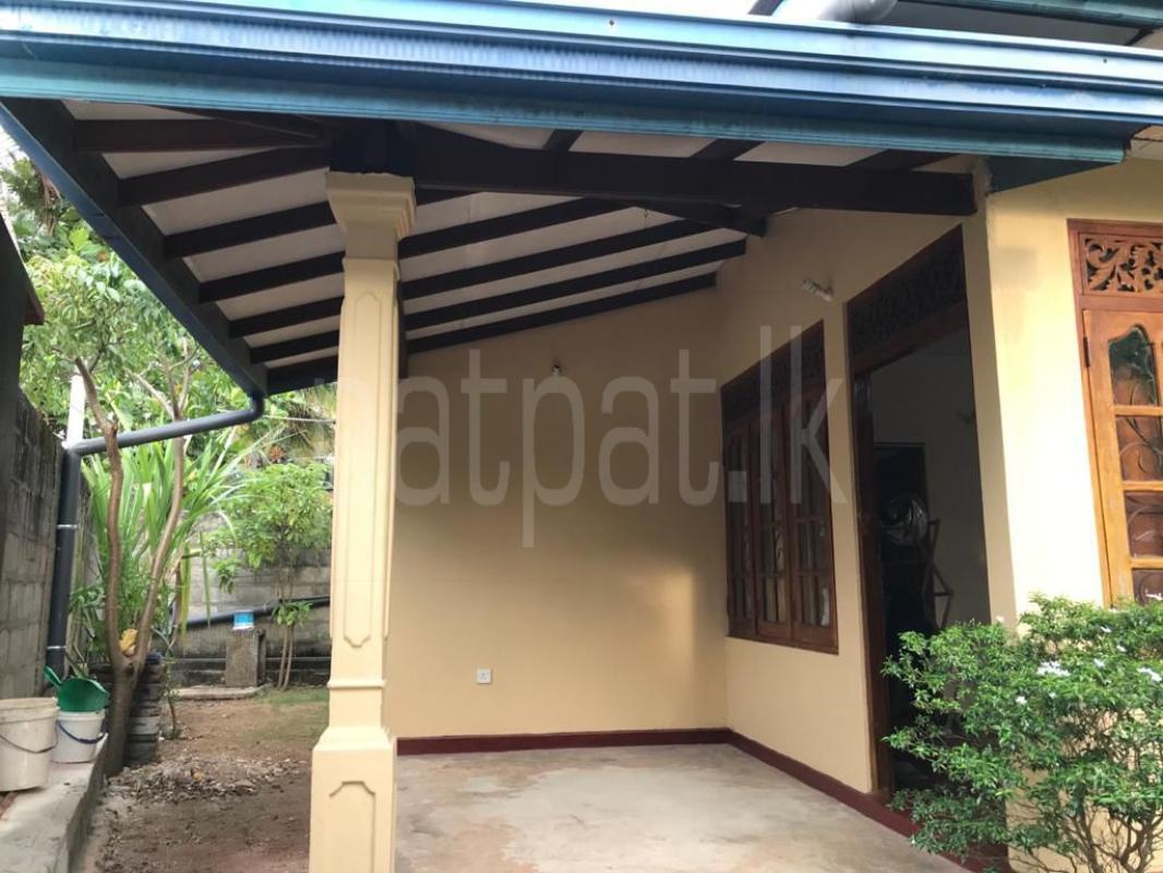 House for Sale in Ja-Ela ads-image-1