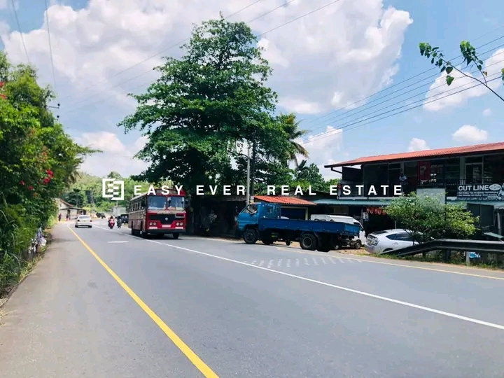 Commercial Land for Sale in Minuwangoda