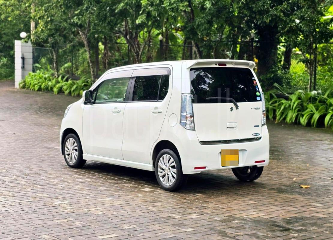 Suzuki Wagon R 2015 - නැවත සකස් කල කාර් sale in Sri Lanka - patpat.lk