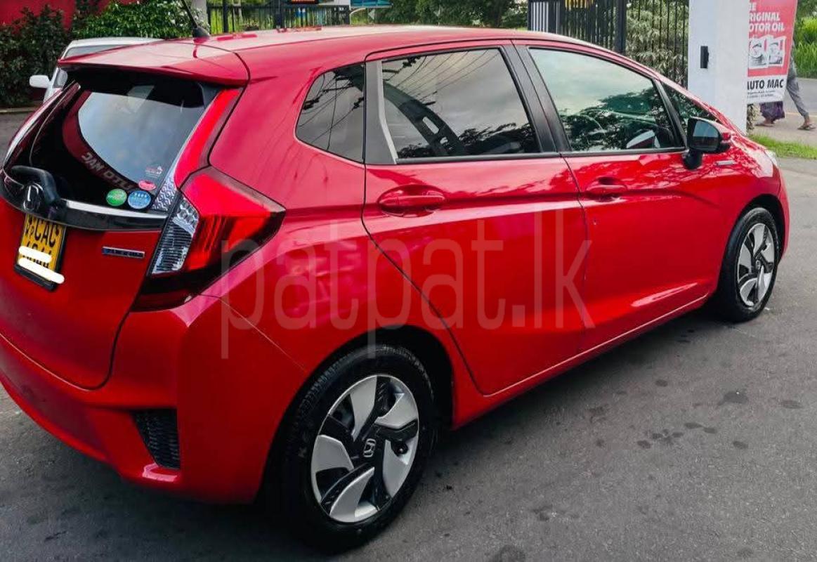 Honda Fit 2014 - භාවිතා කරන ලද කාර් sale in Sri Lanka - patpat.lk