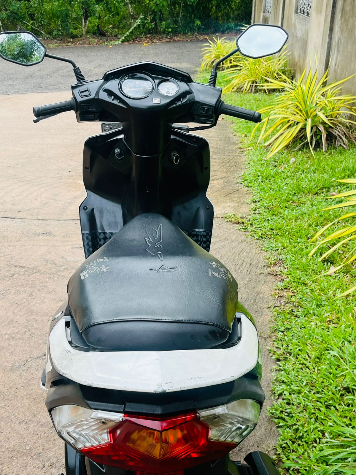Honda Dio 2017 - பயன்படுத்தப்பட்டது பைக் sale in Sri Lanka - patpat.lk