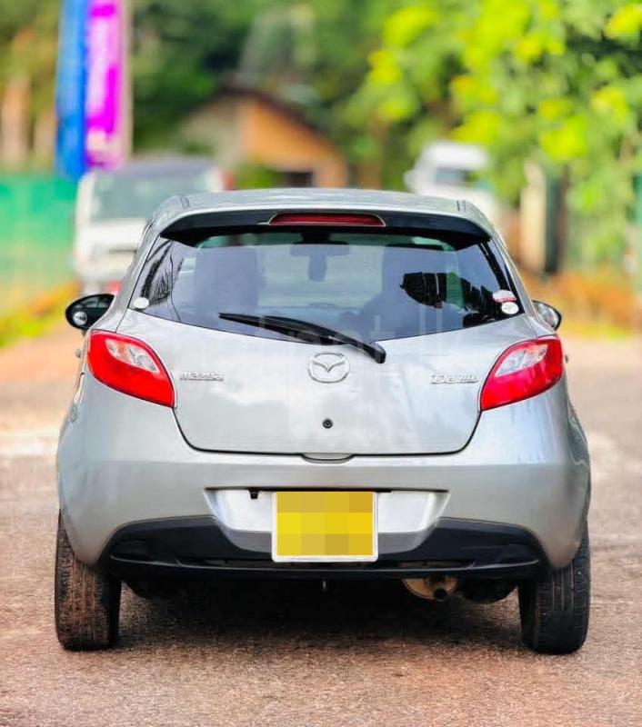 Mazda Demio 2009 - பயன்படுத்தப்பட்டது கார் sale in Sri Lanka - patpat.lk