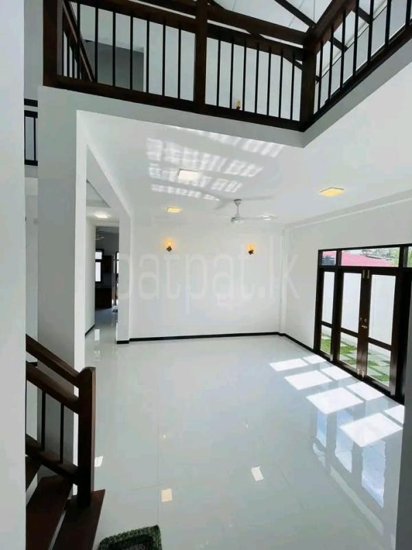House for Sale in Athurugiriya ads-image-1