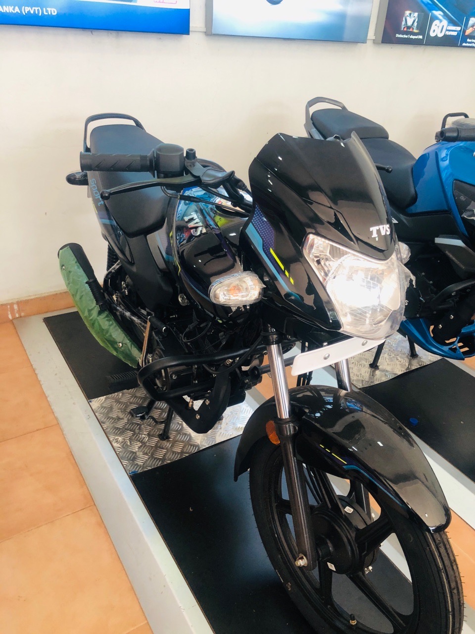 TVS Sport 2025 ads-image-1