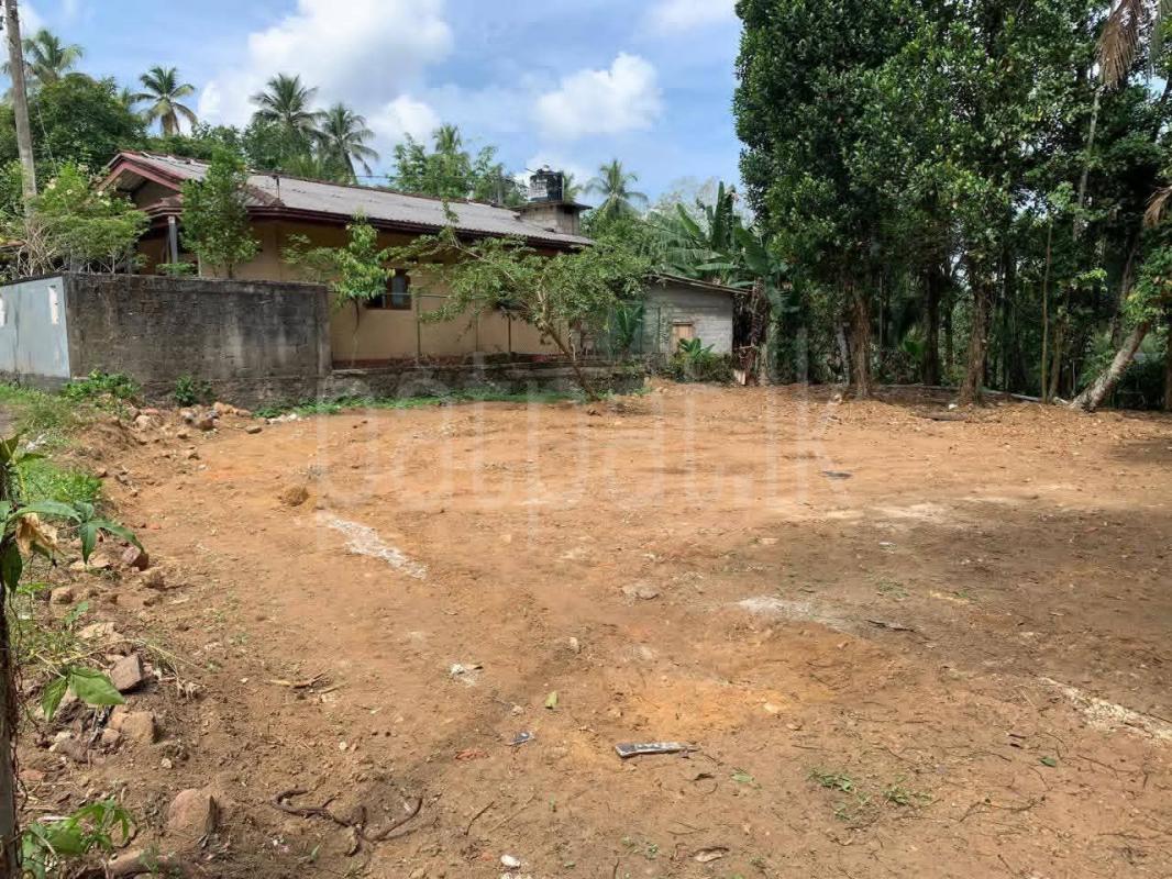 Residential Land for Sale in Padukka