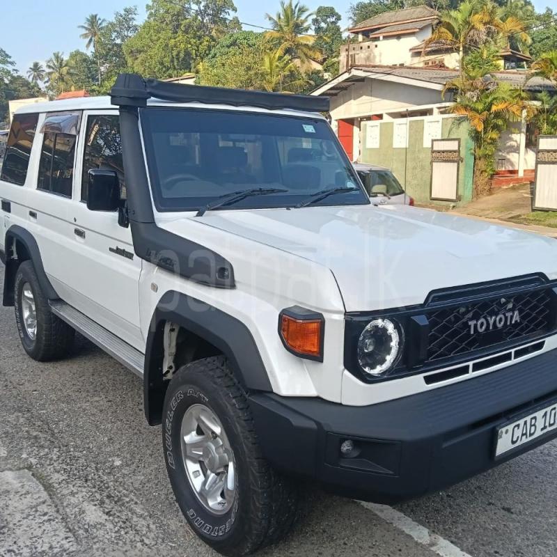 Advertisement image 4