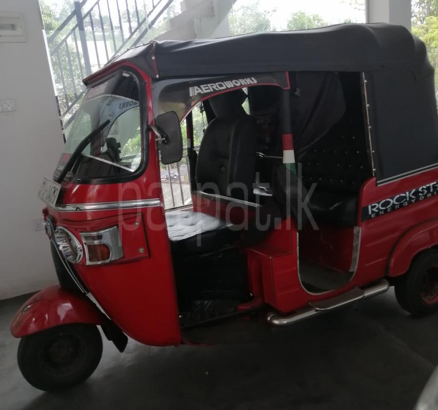 Bajaj Three Wheel 2011 - பயன்படுத்தப்பட்டது முச்சக்கர வண்டி sale in Sri Lanka - patpat.lk