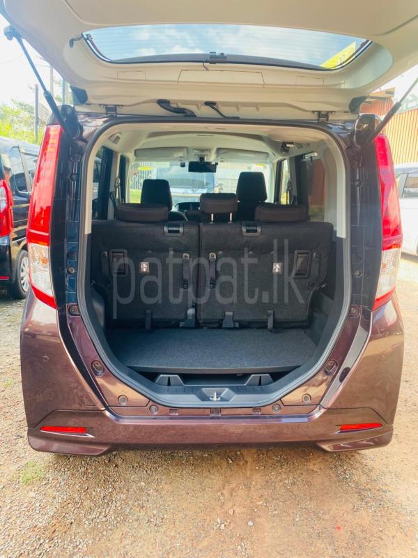 Advertisement image 6