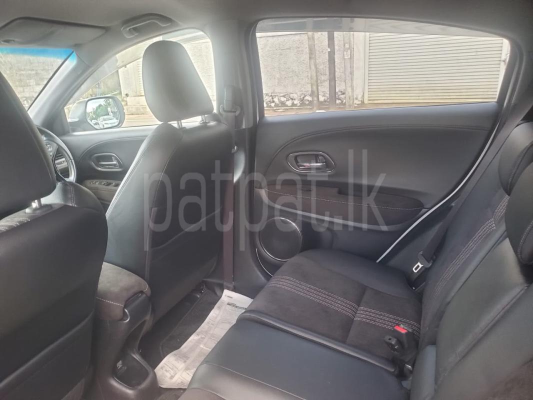 Honda Vezel 2017 - Used SUV sale in Sri Lanka - patpat.lk