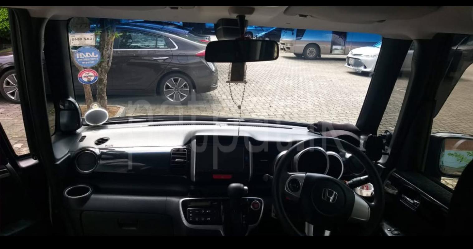 Honda N BOX 2016 - பயன்படுத்தப்பட்டது கார் sale in Sri Lanka - patpat.lk