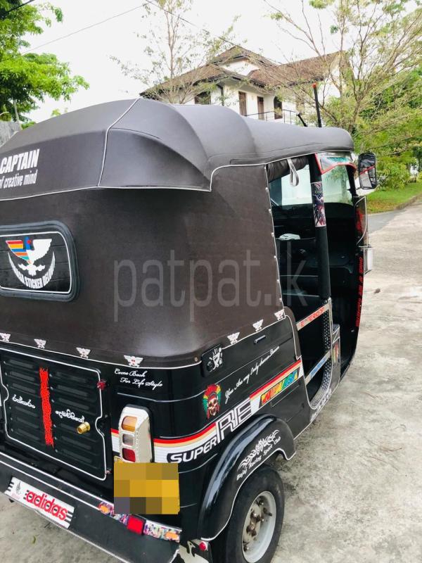 Bajaj 4 stroke 2011 - Used Three wheeler sale in Sri Lanka - patpat.lk