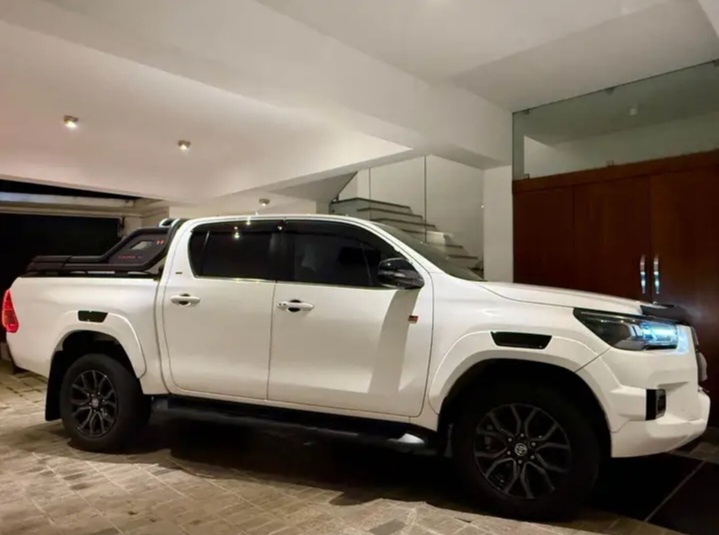 Toyota Hilux 2022 - Used Pick-up  sale in Sri Lanka - patpat.lk