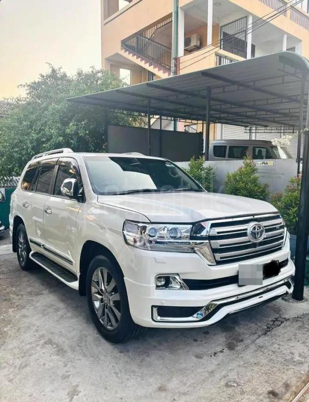 Toyota Land Cruiser 2015 - භාවිතා කරන ලද SUV රථය sale in Sri Lanka - patpat.lk