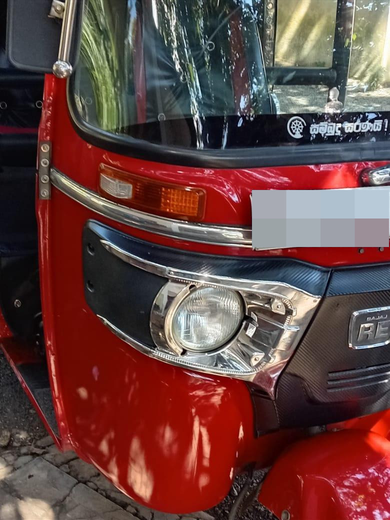 Bajaj Three Wheel 2018 - Used Three wheeler sale in Sri Lanka - patpat.lk