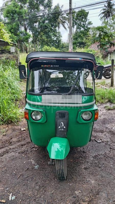Bajaj Three Wheel 2009 - பயன்படுத்தப்பட்டது முச்சக்கர வண்டி sale in Sri Lanka - patpat.lk