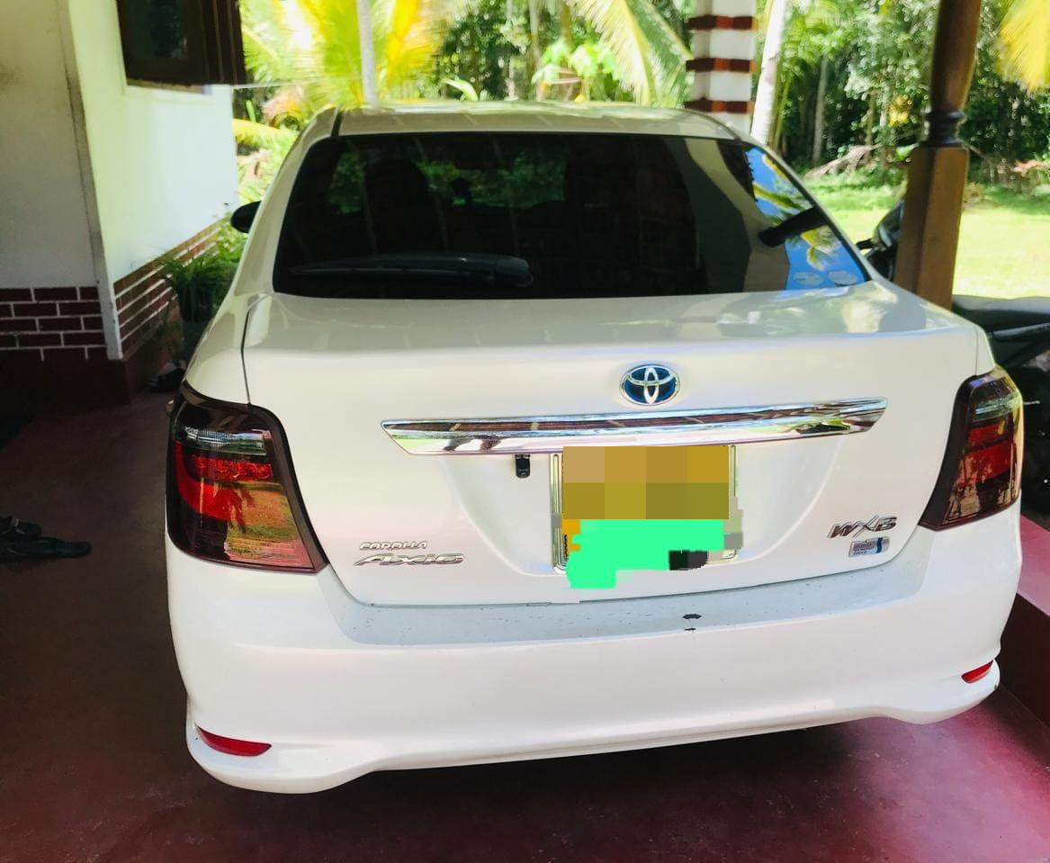 Toyota Axio 2017 - Used Car sale in Sri Lanka - patpat.lk
