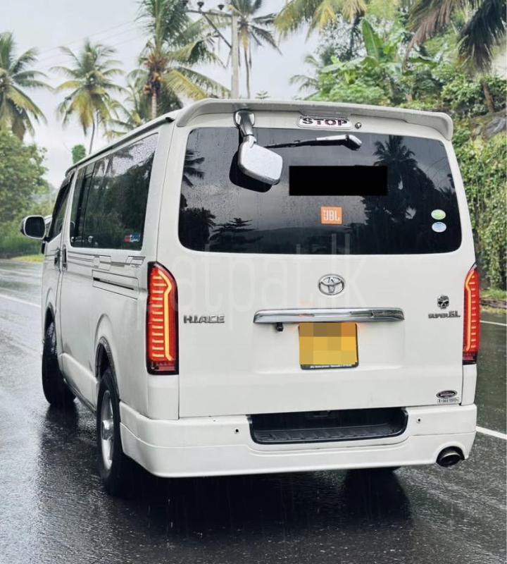Toyota Hiace 2013 - Used Van sale in Sri Lanka - patpat.lk