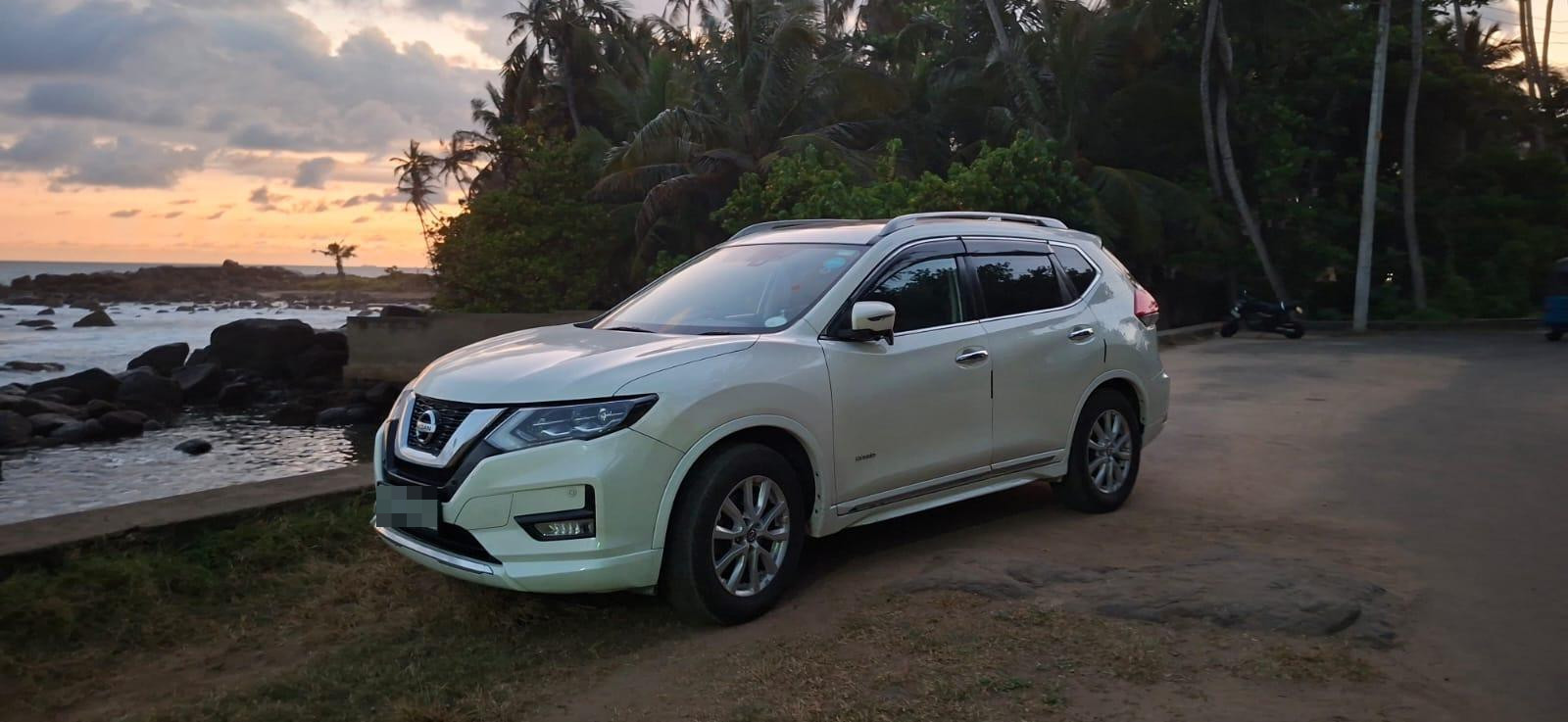 Nissan X Trail 2017 - Used SUV sale in Sri Lanka - patpat.lk