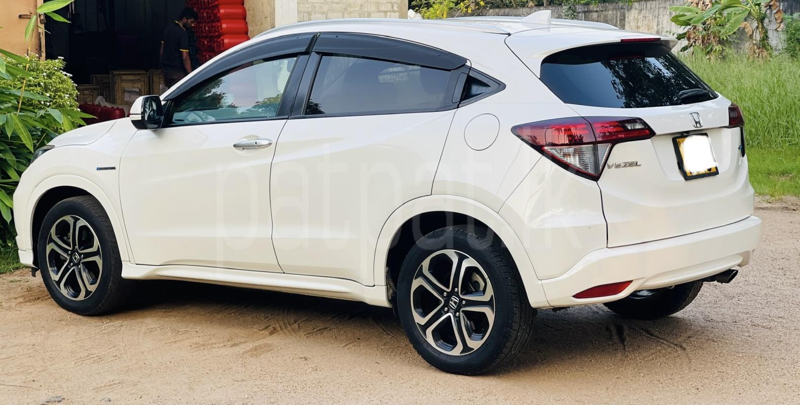 Advertisement image 3