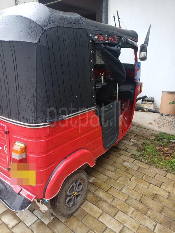Bajaj 4 stroke 2011 - Used Three wheeler sale in Sri Lanka - patpat.lk