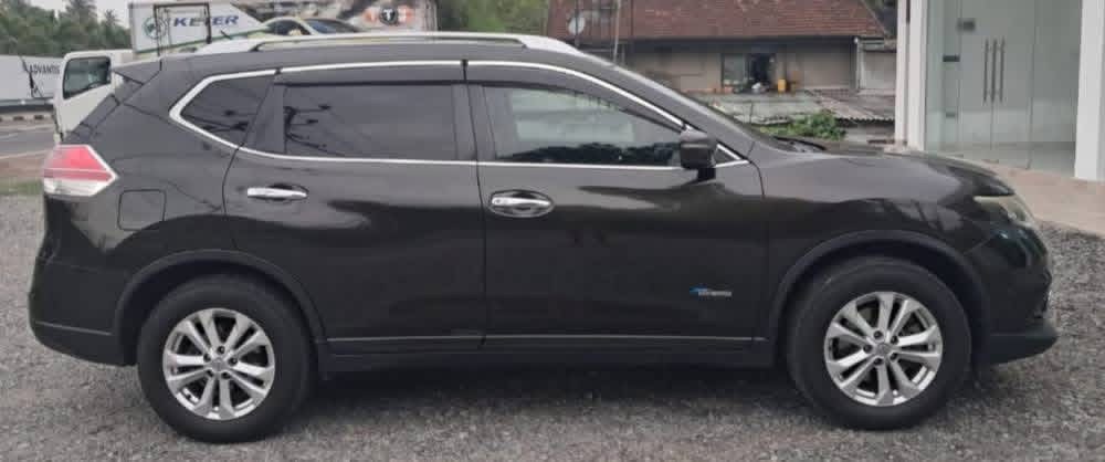 Nissan X Trail 2016 - Used SUV sale in Sri Lanka - patpat.lk
