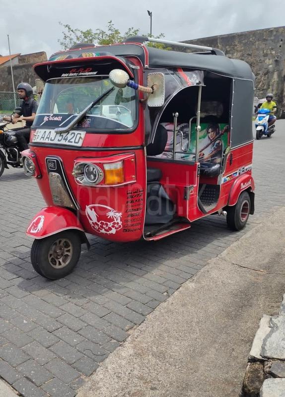 Bajaj Three Wheel 2013 - பயன்படுத்தப்பட்டது முச்சக்கர வண்டி sale in Sri Lanka - patpat.lk
