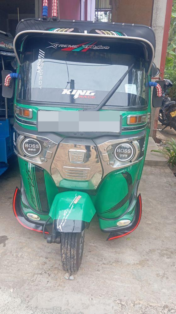 Bajaj Three Wheel 2014 - Used Three wheeler sale in Sri Lanka - patpat.lk