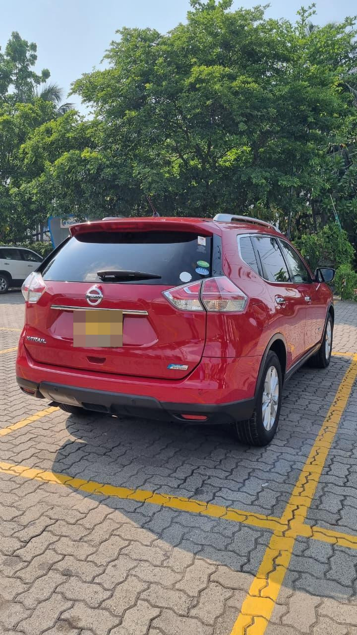 Nissan X Trail 2015 - භාවිතා කරන ලද SUV රථය sale in Sri Lanka - patpat.lk