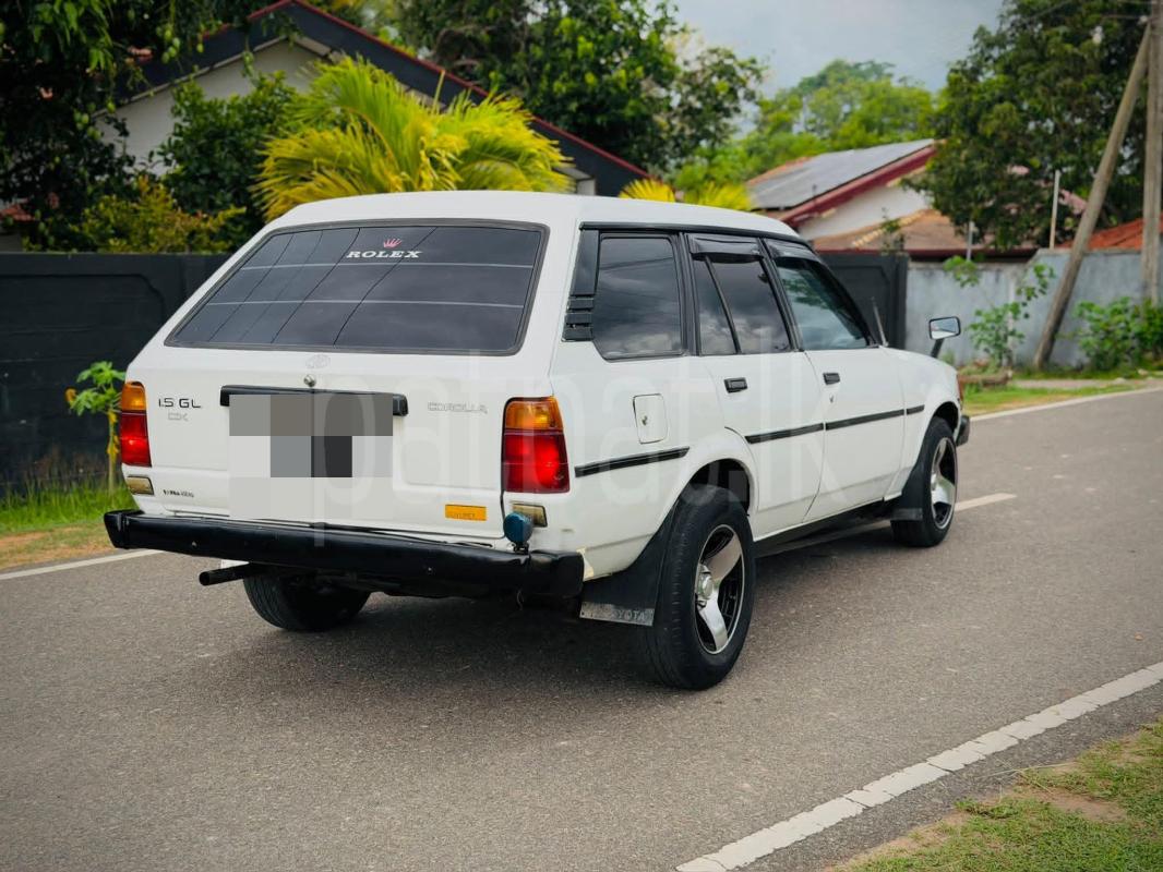Toyota Corolla 1982 - பயன்படுத்தப்பட்டது கார் sale in Sri Lanka - patpat.lk