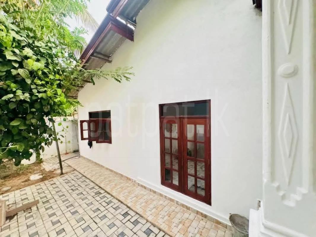 House for Sale in Athurugiriya