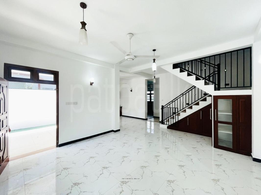 premium-listing-image