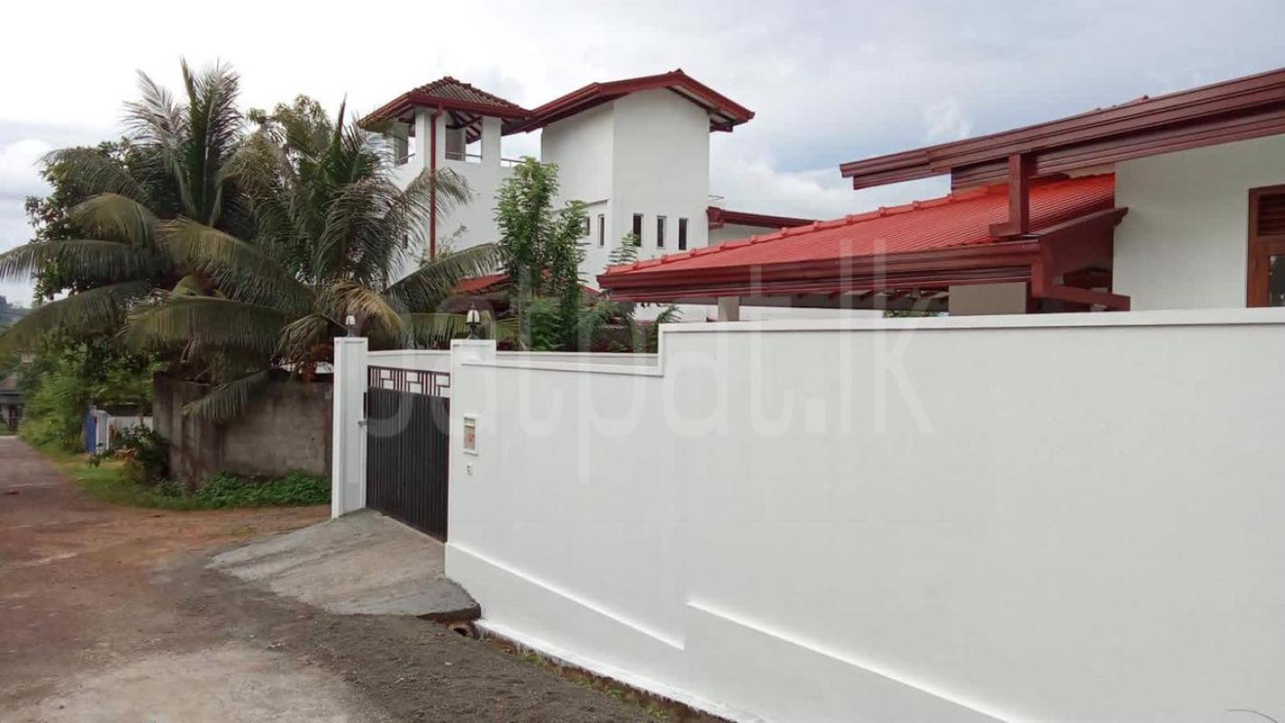 House for Sale in Gonapola Junction