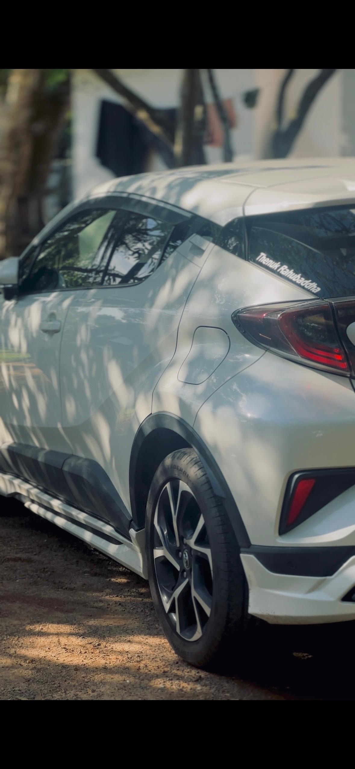 Toyota CHR 2017 - பயன்படுத்தப்பட்டது SUV sale in Sri Lanka - patpat.lk