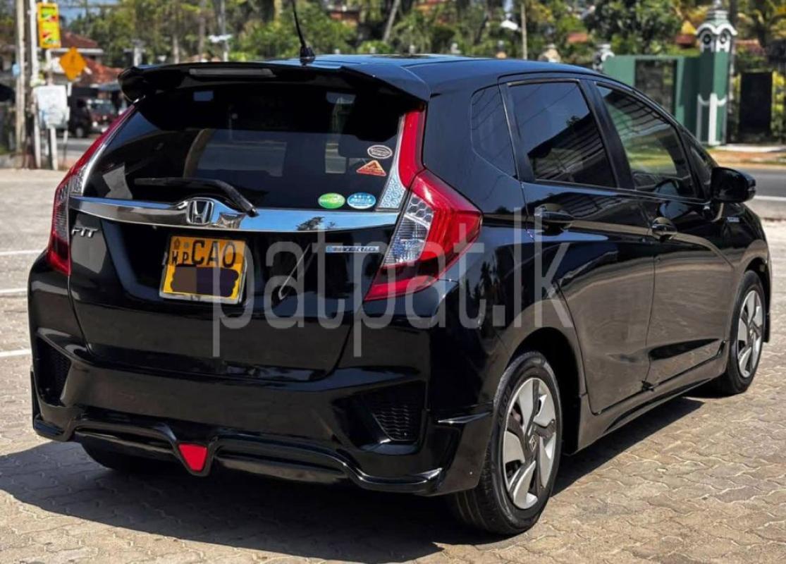 Advertisement image 3