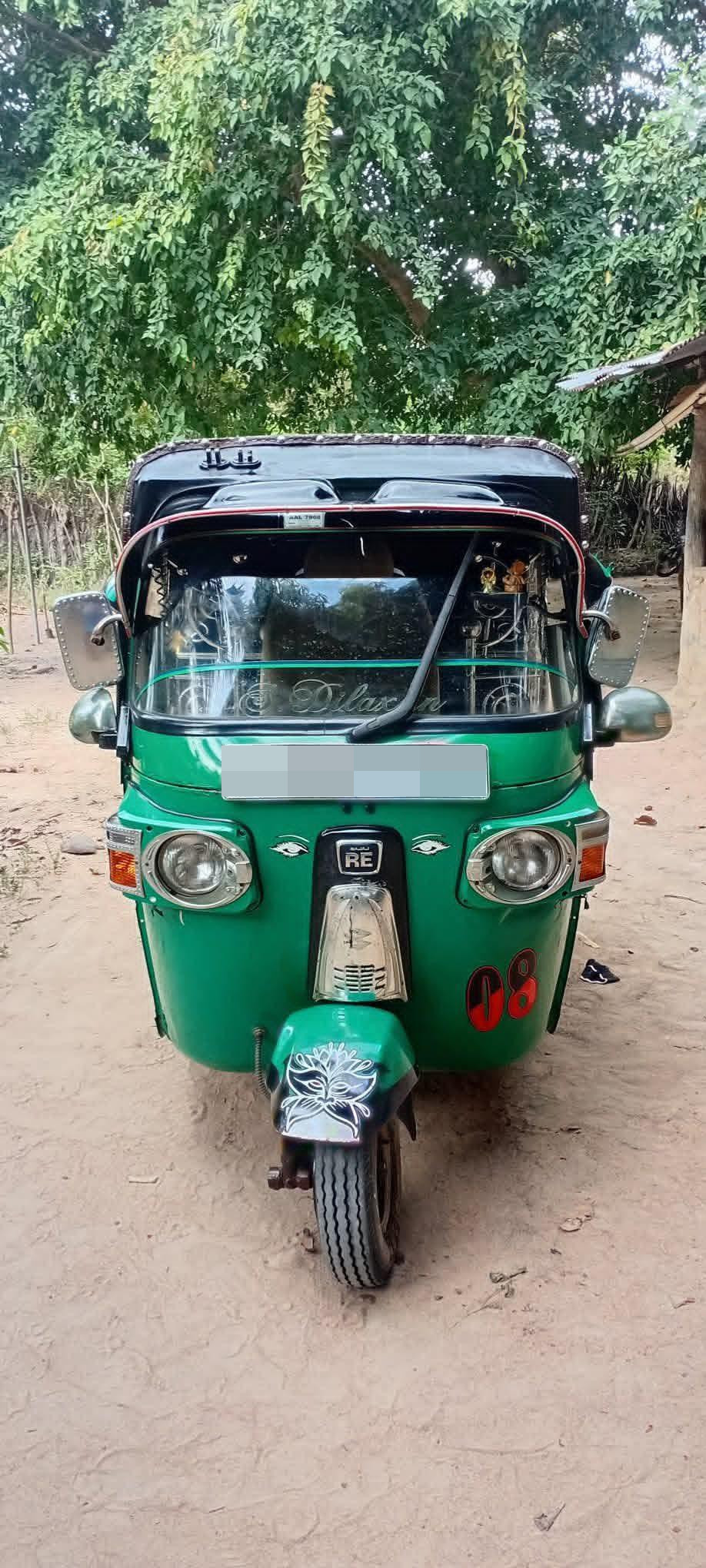 Bajaj Three Wheel 2013 - பயன்படுத்தப்பட்டது முச்சக்கர வண்டி sale in Sri Lanka - patpat.lk