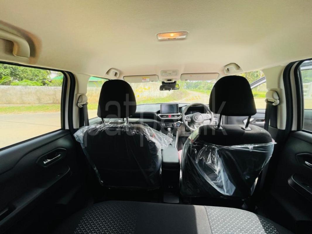 Advertisement image 6