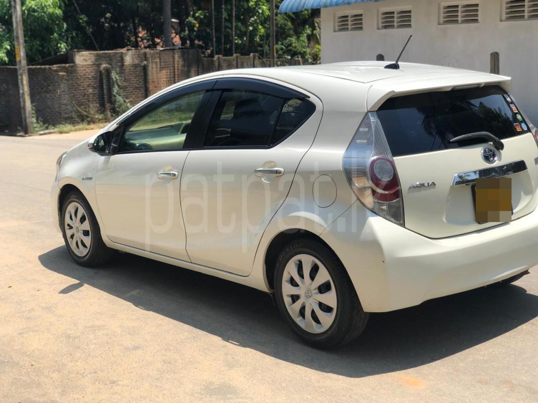 Toyota Aqua 2014 - Used Car sale in Sri Lanka - patpat.lk
