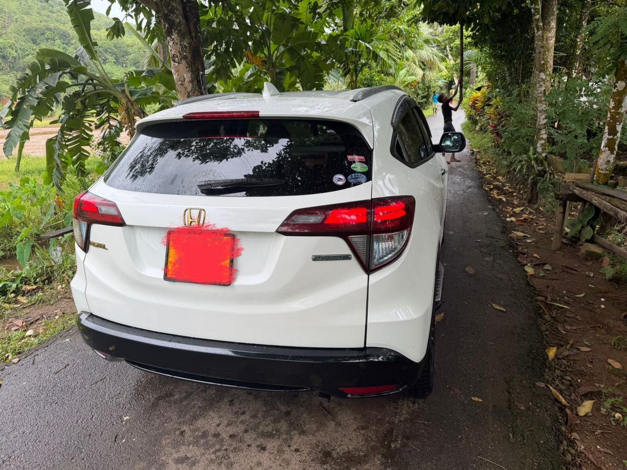 Honda Vezel 2014 - Used SUV sale in Sri Lanka - patpat.lk