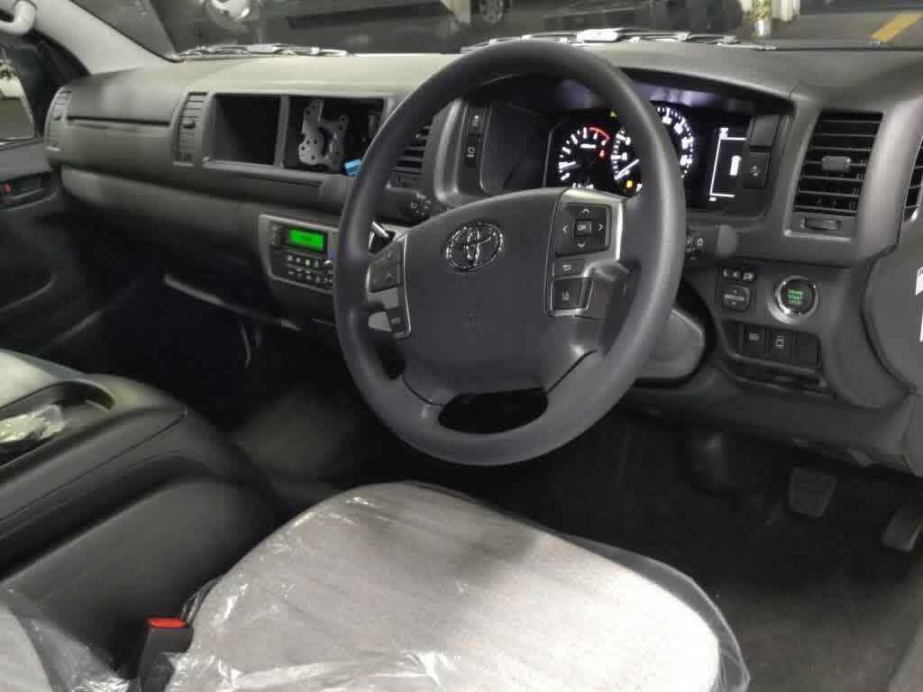 Toyota Grand Hiace 2024 - மறுசீரமைக்கப்பட்டது வேன் sale in Sri Lanka - patpat.lk