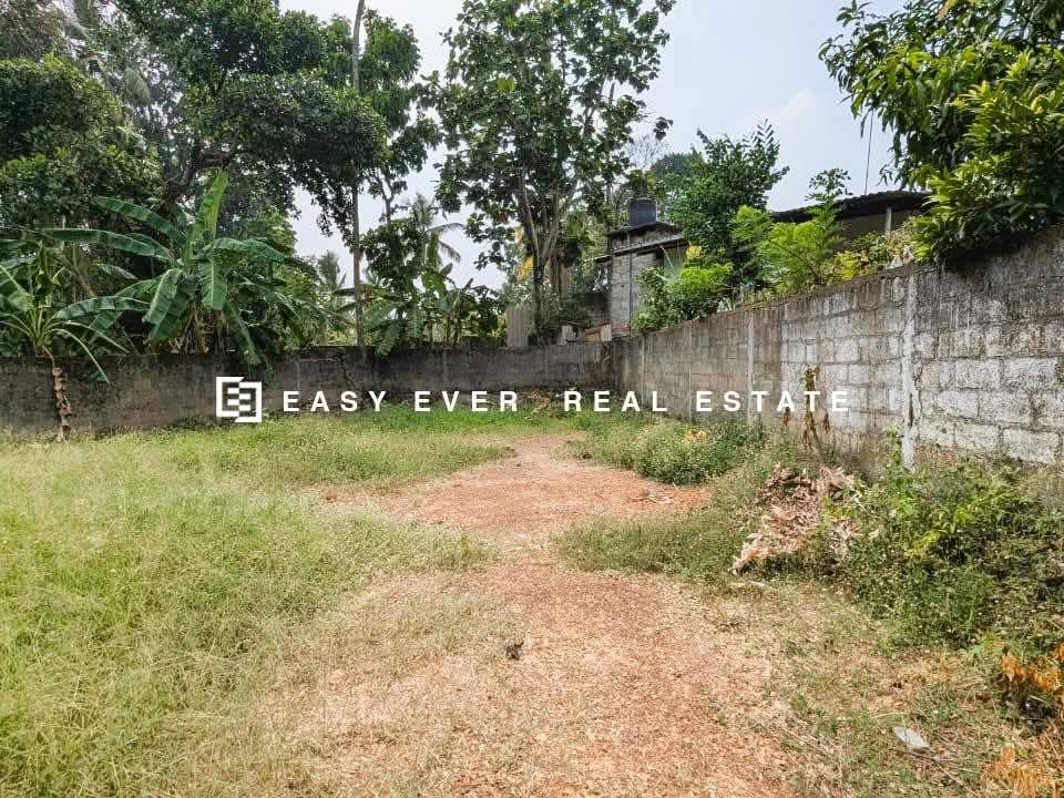 Residential Land for Sale in Yakkala