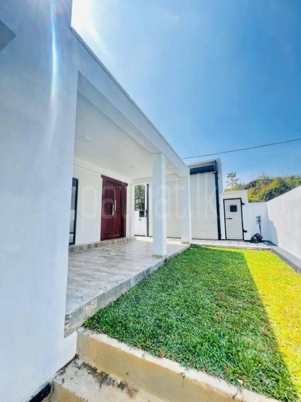 House for Sale in Homagama ads-image-1