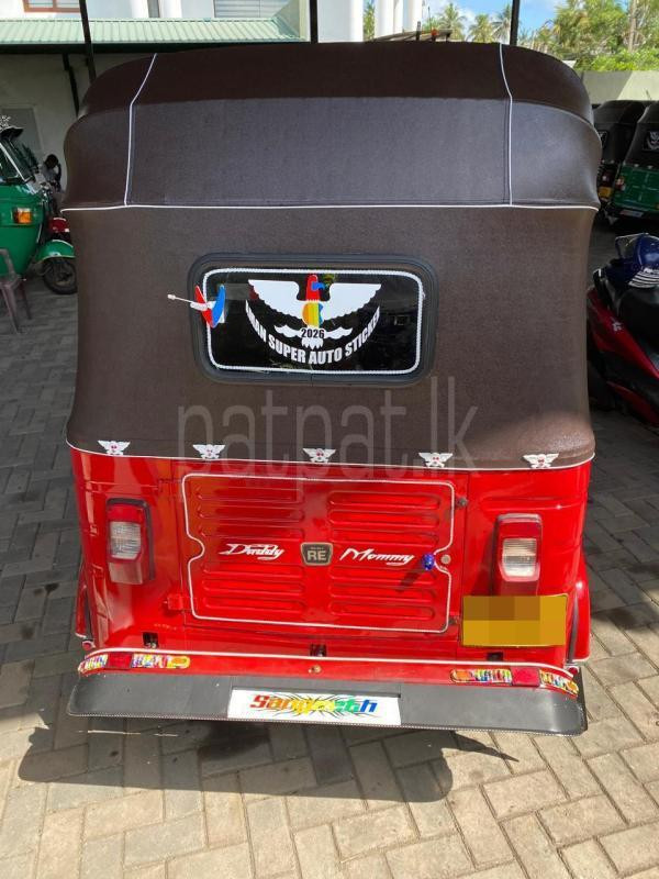 Bajaj 4 stroke 2015 - பயன்படுத்தப்பட்டது முச்சக்கர வண்டி sale in Sri Lanka - patpat.lk