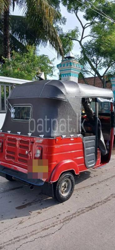 Bajaj 4 stroke 2015 - பயன்படுத்தப்பட்டது முச்சக்கர வண்டி sale in Sri Lanka - patpat.lk